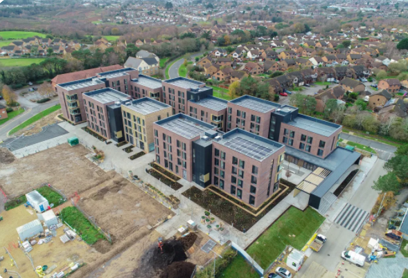 CLÁSICO CANLON |CANLON proyecto de techo fotovoltaico apareció en una universidad de renombre mundial