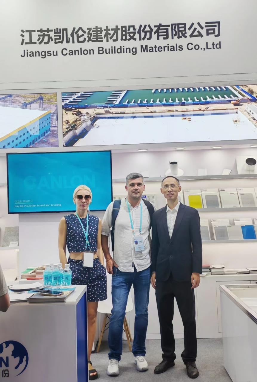 Canlon particip&oacute; en la Feria de Cant&oacute;n