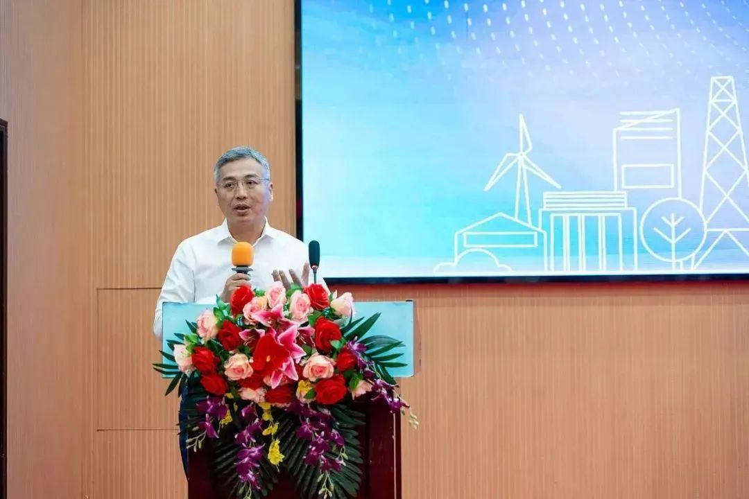 El '2024 Seminario de tecnolog&iacute;a resistente al viento innovador techo de metal '