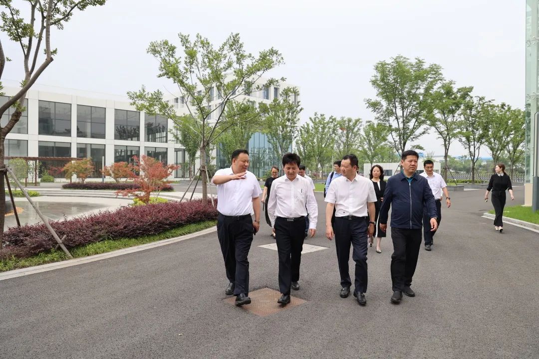 Cañón de enfoque|Alentar a las empresas a explorar el mercado extranjero, la oficina municipal de comercio de Suzhou visitó Canlon