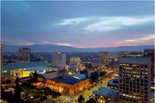 CANLON MBP-Pro entrando en el 'Corazón de Silicon Valley'