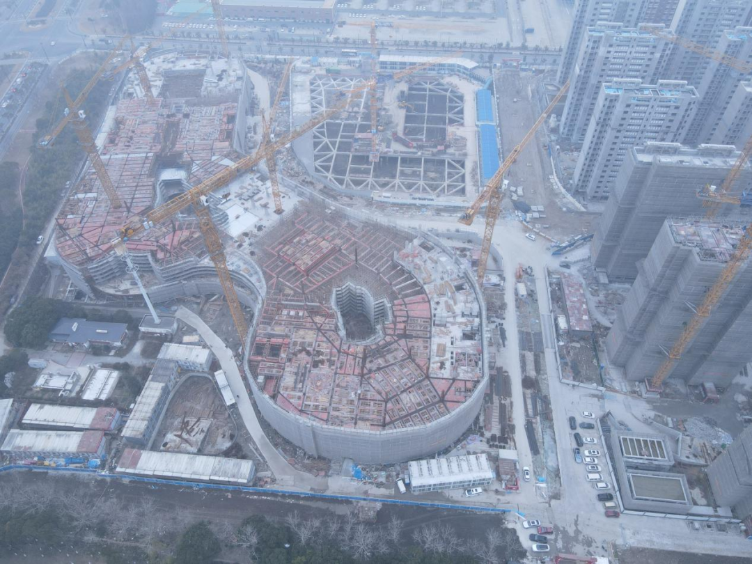 Artesano Canlon |Al servicio del proyecto de Logan en Lingang de Shangai, Canlon ganó el título de 'Socio excelente'