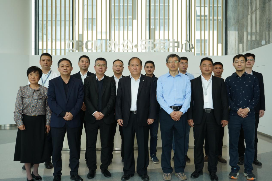 compilaci&oacute;n de 'Membrana impermeable de poliolefina termopl&aacute;stica (TPO) reforzada con fibra de vidrio'