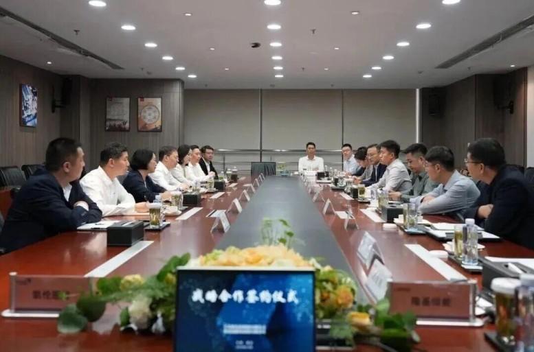 Canlón Emprendedor | Explorando nuevos caminos para el desarrollo integrado: Canlon firma un acuerdo de cooperación estratégica con LONGi Green Energy